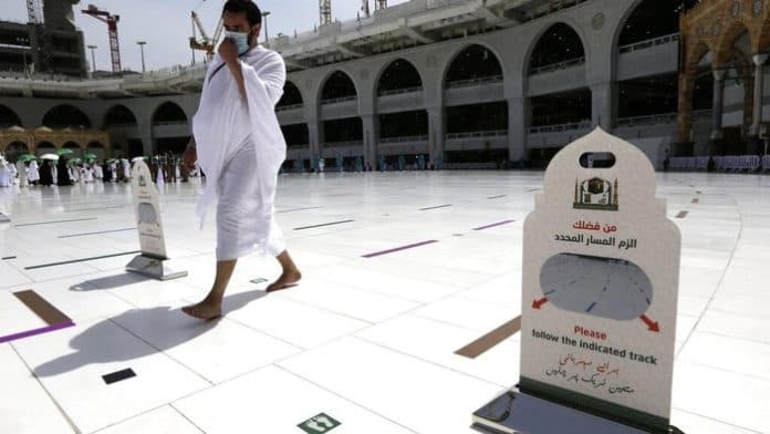 covid_19_turun_arab_saudi_izinkan_kapasitas_penuh_di_mesjid_mekah_madinah