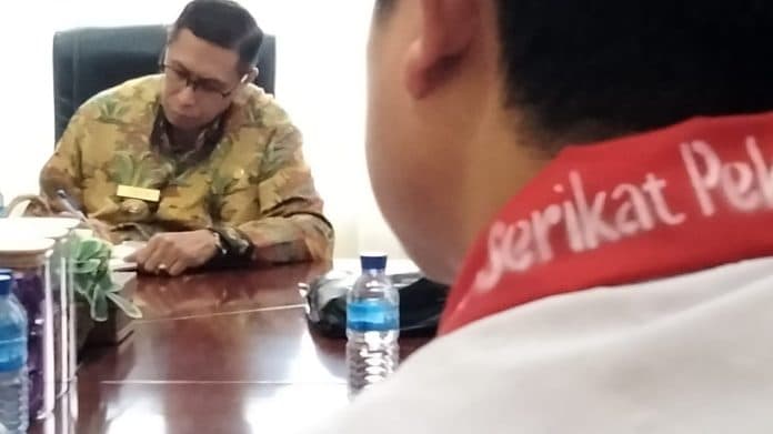 cukai_rokok_dan_rokok_ilegal_mengancam_phk_buruh_pj_wali_kota_siantar_ini_juga_mengancam_pemerintahan