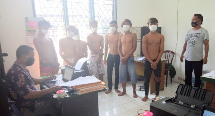 curi_septor_7_abg_warga_tanah_jawa_mendekam_di_sel_tahanan_polsekta