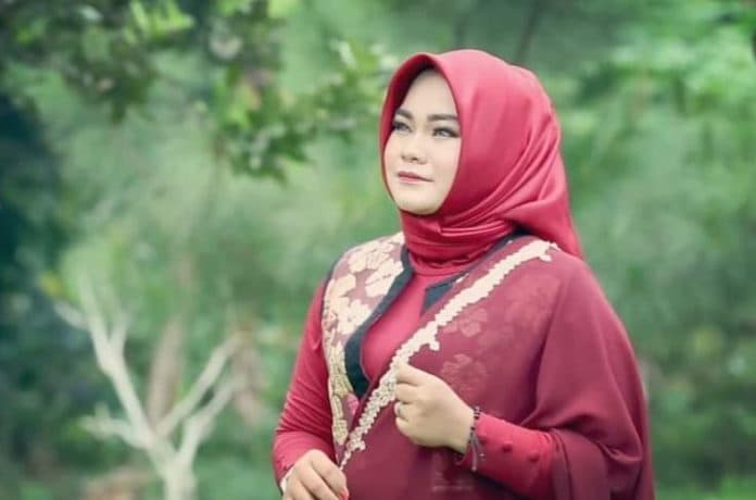 cut_vhannie_dara_aceh_asal_medan_yang_populerkan_genre_melayu