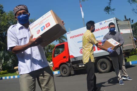 dalam_sebulan_harga_minyak_melonjak_sampai_88_persen