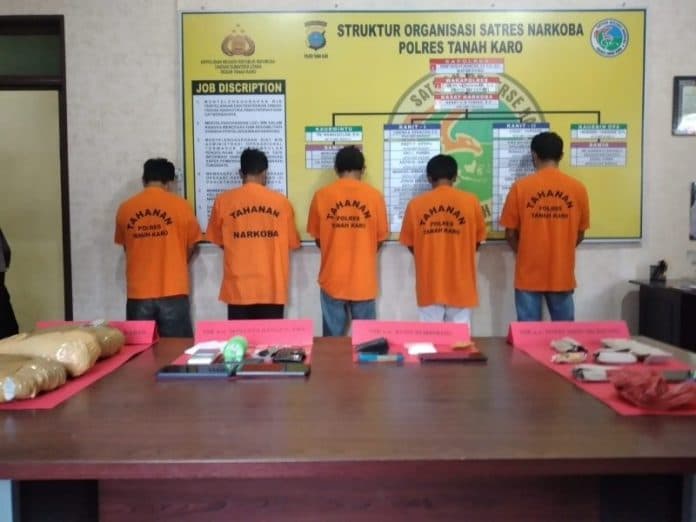 dalam_sepekan_polres_tanah_karo_tangkap_6_pengedar_narkoba