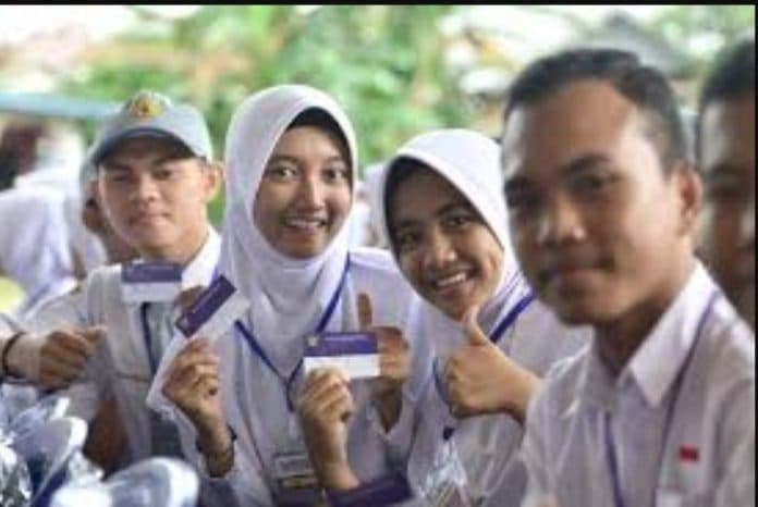 dana_bantuan_pip_anak_sekolah_mulai_dicairkan_ini_kata_cabdis_pendidikan