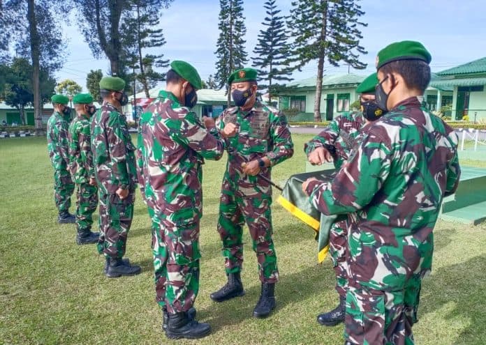 dandim_0205tk_pimpin_langsung_acara_korp_raport_kenaikan_pangkat