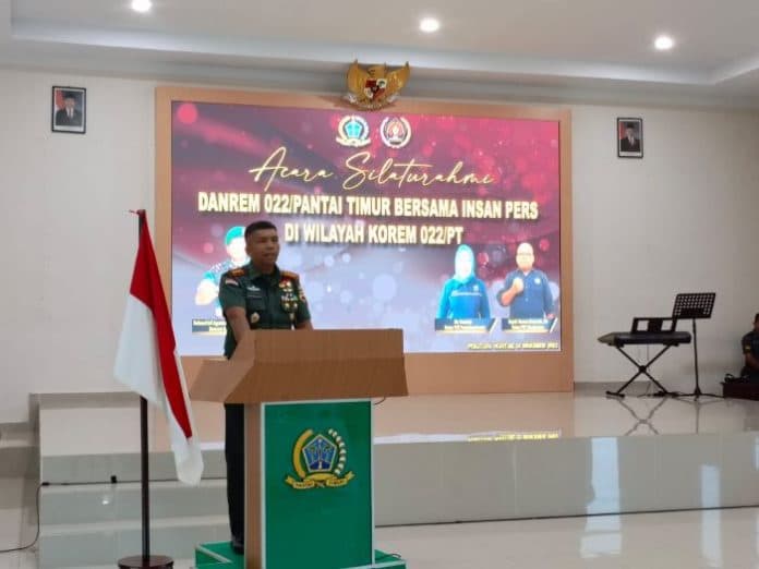 danrem_022_pantai_timur_sebut_pers_berperan_rawat_keutuhan_nkri