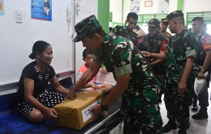 danrem_023ks_tinjau_klb_wabah_dbd_dan_malaria_di_nias_selatan