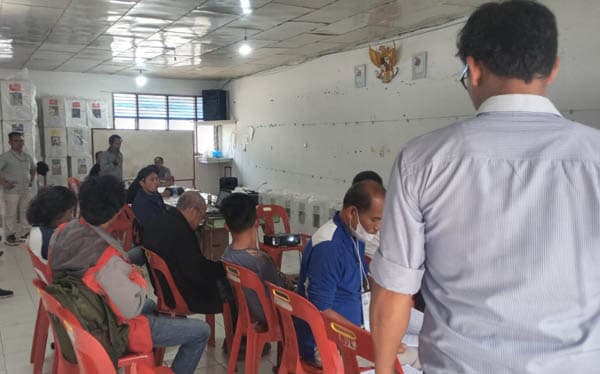 dari_164_tps_di_siborongborong_baru_5_tps_selesai_direkapitulasi_ppk