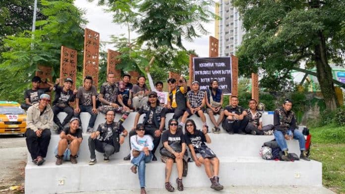 dari_rakyat_untuk_rakyat_punk_rock_medan_adakan_pasar_gratis_di_taman_lili_suheri