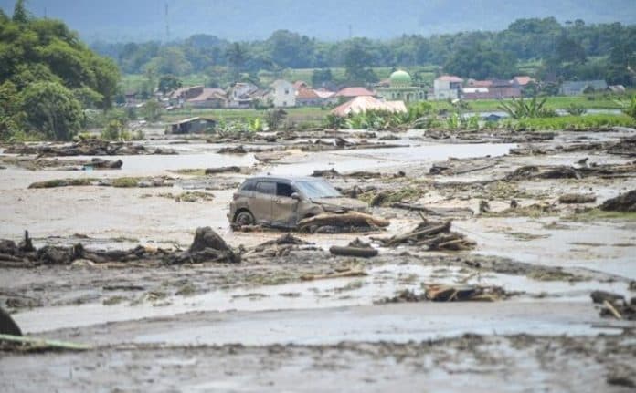 data_terkini_korban_meninggal_bencana_sumbar_jadi_52_orang
