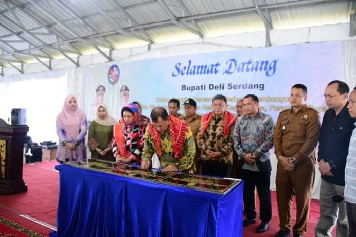 datangi_kecamatan_biru_biru_bupati_ini_kunjungan_resmi_saya_terakhir