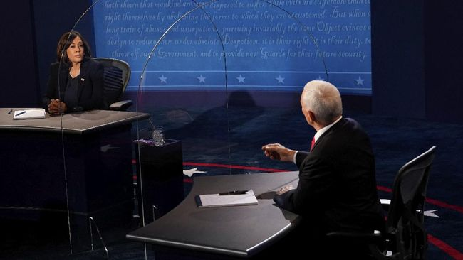 debat_perdana_cawapres_as_kamala_harris_ungguli_pence