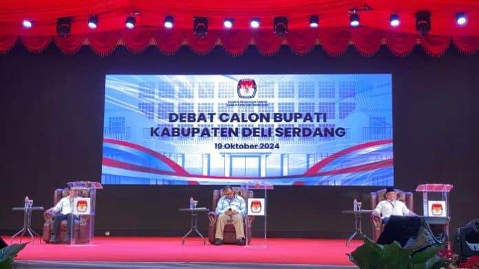 debat_perdana_ketiga_calon_bupati_deli_serdang_sampaikan_visi_misinya