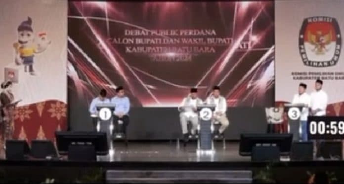 debat_perdana_paslon_bupati_dan_wakil_bupati_batu_bara_digelar_di_medan