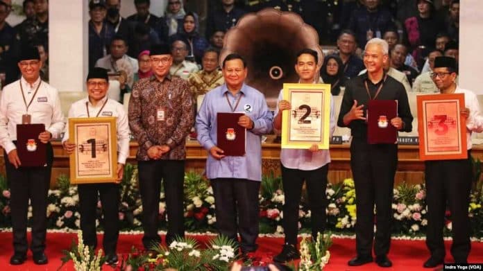 debat_pertama_kpu_paslon_dan_timses_dilarang_bawa_apk