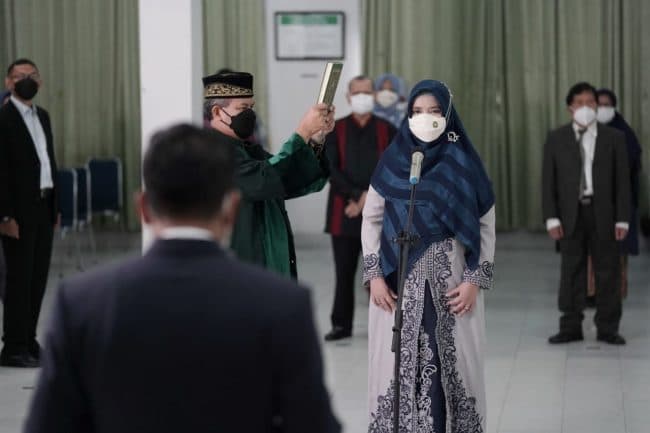 dekan_fkg_usu_dilantik_rektor_ingatkan_target_internasionalisasi_kampus