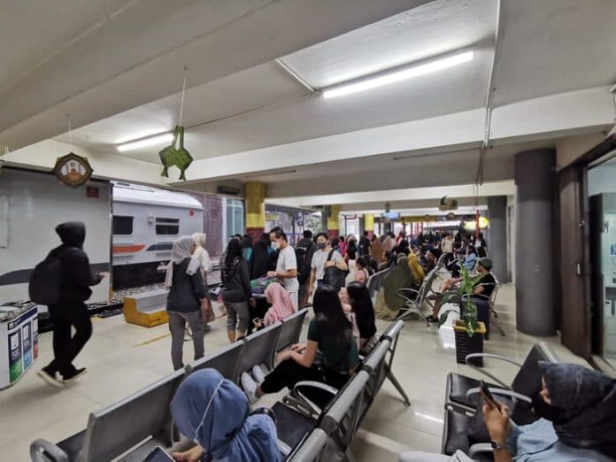 dekati_mudik_lebaran_1445_h_tiket_ka_sumut_baru_terjual_26_persen
