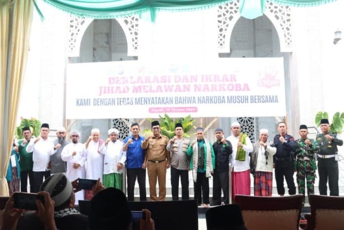 deklarasi_jihad_melawan_narkoba_di_tapsel_pemerintah_dan_polisi_bersatu