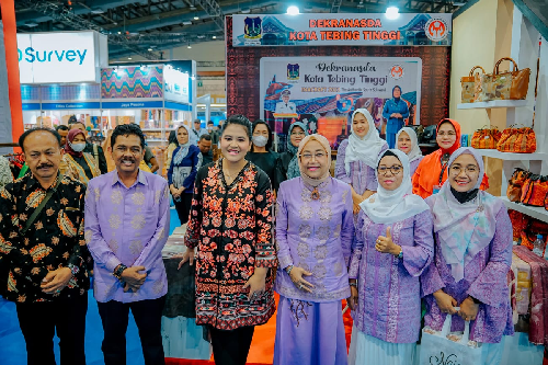 dekranasda_pamerkan_produk_umkm_tebing_tinggi_di_inacraft_2023
