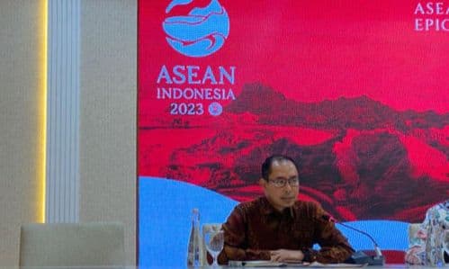 delapan_wni_luka_luka_saat_ledakan_pabrik_golf_di_taiwan