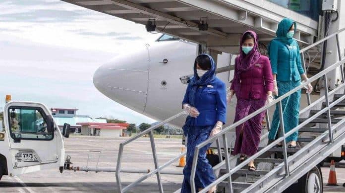 demi_hemat_biaya_garuda_putus_kontrak_dan_pensiunkan_dini_karyawan