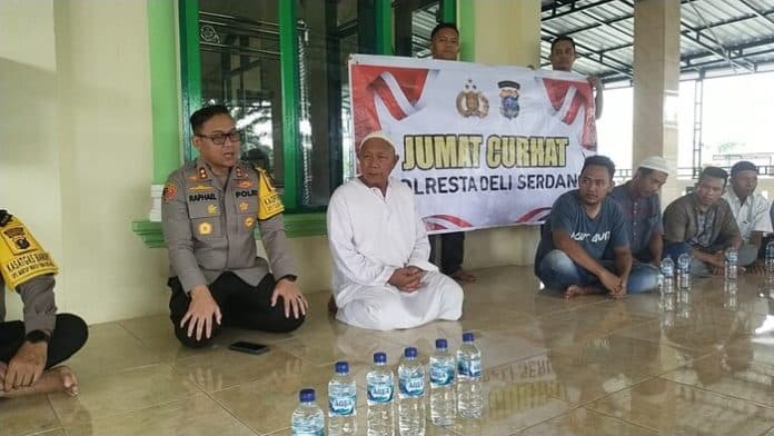 dengarkan_keluhan_warga_ini_respon_kapolresta_deli_serdang