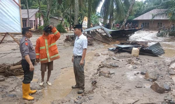 desa_pintu_padang_ulu_barumun_kembali_diterjang_banjir_bandang