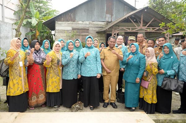 dessy_hassanudin_ajak_masyarakat_manfaatkan_posyandu