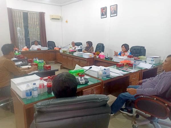 dewas_dan_direksi_tak_ada_koordinasi_rencana_pembahasan_anggaran_pd_phj_gagal