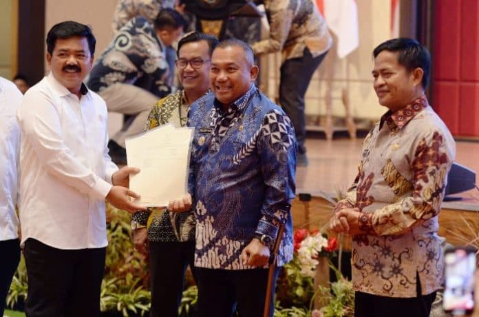 di_hadapan_menteri_atrbpn_pj_gubernur_sumut_deklarasikan_komitmen_percepatan_reforma_agraria