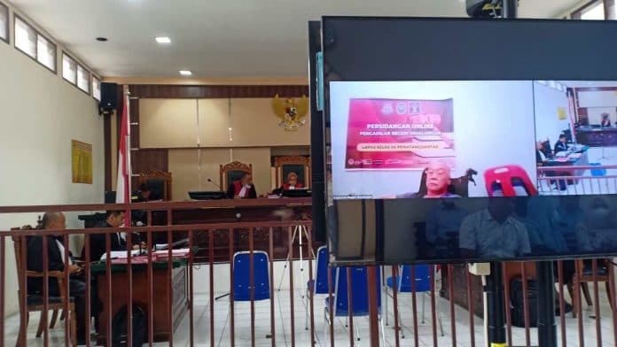 di_hadapan_notaris_terdakwa_mafia_tanah_atek_dan_marnaek_mengaku_objek_tanah_tidak_berperkara
