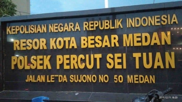 di_mapolsek_percut_sei_tuan_laptop_dan_printer_rusak_gara_gara_korslet