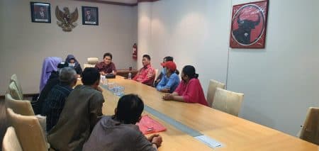 di_phk_sepihak_buruh_pt_bia_medan_ngadu_ke_fraksi_pdip_sumut