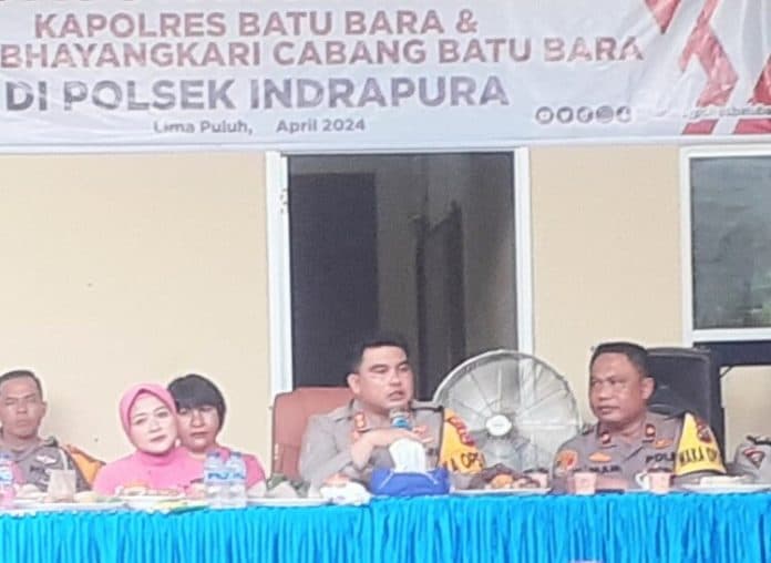 di_polsek_indrapura_kapolres_batu_bara_ingatkan_tugas_utama_polri