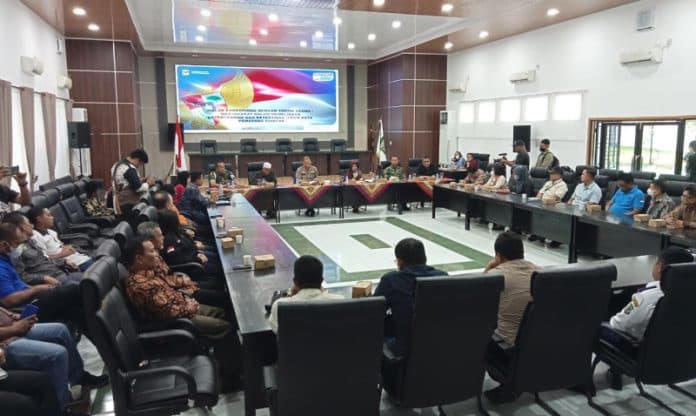 di_siantar_anak_belasan_tahun_ngamar_umur_20_tahun_jadi_mucikari