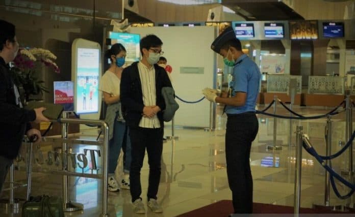 diaktifkan_posko_pemeriksaan_bandara_layanan_penumpang_kriteria_pengecualian