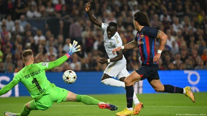 dibantai_bayern_munich_0_3_barcelona_terjun_ke_liga_europa