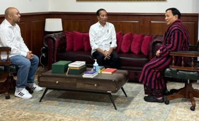 dibesuk_jokowi_pasca_operasi_prabowo_siap_beraktivitas