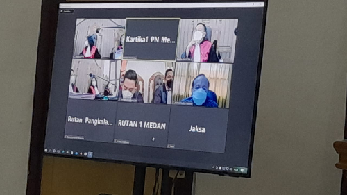didakwa_korupsi_apl_hutan_tele_mantan_sekda_tobasa_dituntut_20_bulan_penjara