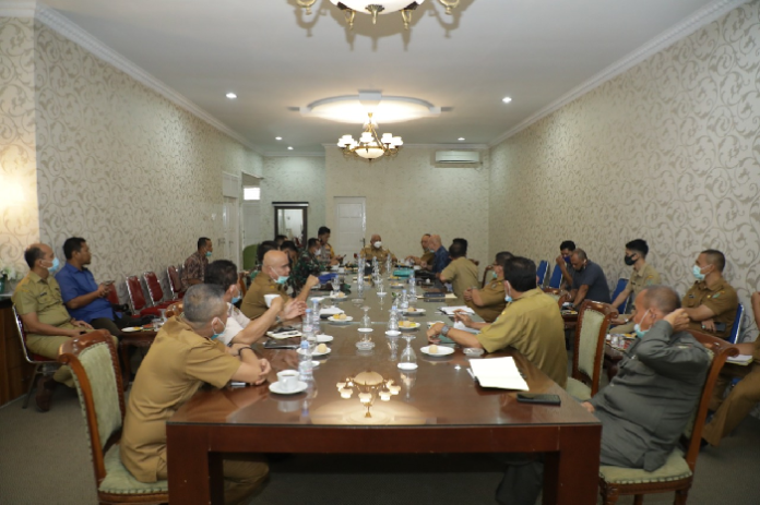 didesak_warga_korban_banjir_asahan_pt_ips_janji_bongkar_tanggul_bertahap