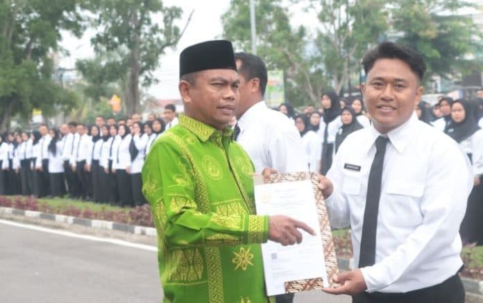 didominasi_guru_2182_pppk_di_lingkungan_pemkab_sergai_dilantik