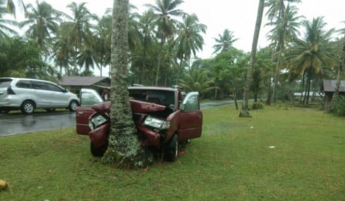 diduga_dari_siantar_kecelakaan_mobil_di_tapteng_tewaskan_2_orang