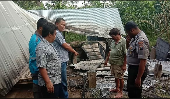 diduga_dibakar_otk_rumah_ketua_koti_pp_hangus