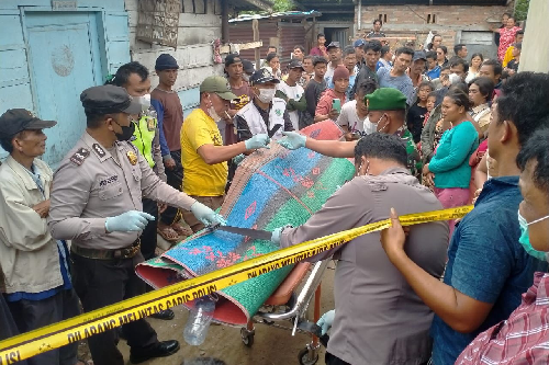 diduga_dibunuh_warga_girsip_ditemukan_tewas_bersimbah_darah_di_saribudolok