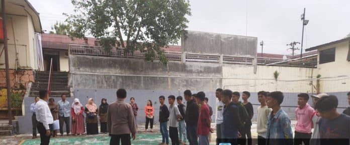 diduga_hendak_tawuran_puluhan_pelajar_diboyong_ke_polres_padangsidimpuan