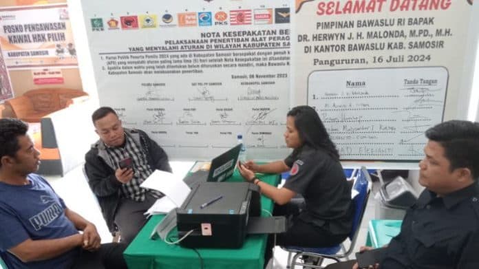 diduga_langgar_aturan_kampanye_paslon_vandiko_gultom_ariston_tua_sidauruk_dilaporkan_ke_bawaslu_samosir