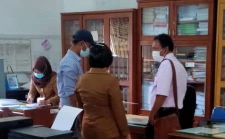 diduga_langgar_kode_etik_ferry_sp_sinamo_dilaporkan_ke_dprd_siantar