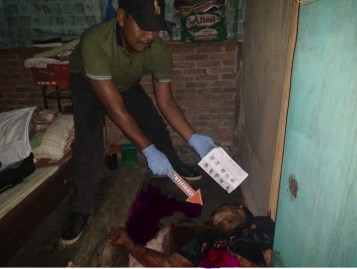 diduga_melakukan_pencurian_acong_tewas_dikeroyok_warga