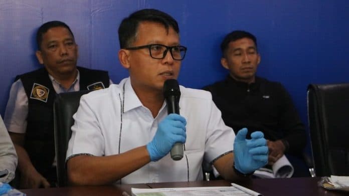 diduga_menipu_rp1_miliar_tersangka_harry_lotung_siregar_bebas_usai_korban_mencabut_laporan_polisi