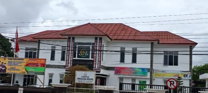 digugat_lelang_pembangunan_mess_kejari_dairi_ditender_ulang