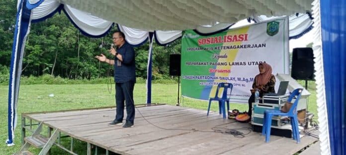 dihadapan_anggota_dpr_ri_pimpinan_bpjs_ketenagakerjaan_padangsidimpuan_sosialisasikan_manfaat_bpu